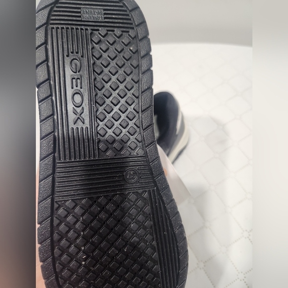 Geox new boys sneaker trainers 37 black white - Picture 4 of 4